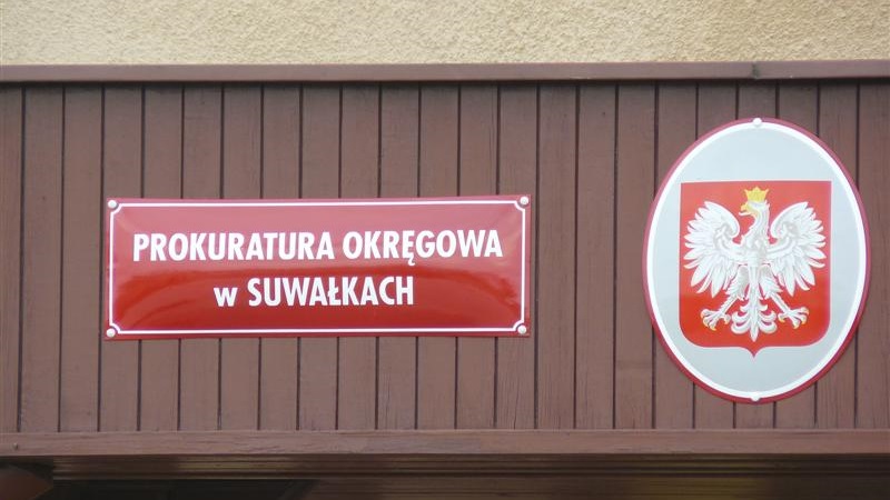 Dwaj suwalscy policjanci odpowiedzą przed sądem w sprawie pobicia zatrzymanego