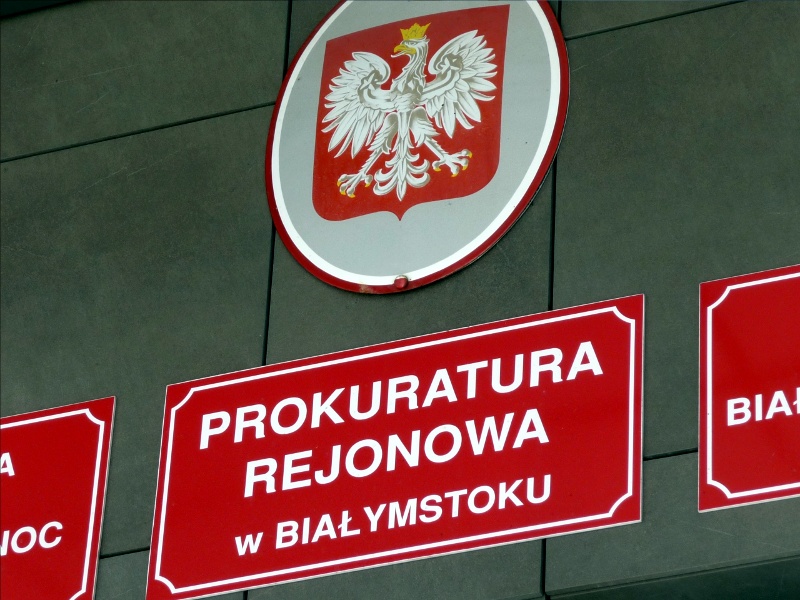 Policja zbiera dodatkowe dowody ws. śmierci psa ciągniętego za autem