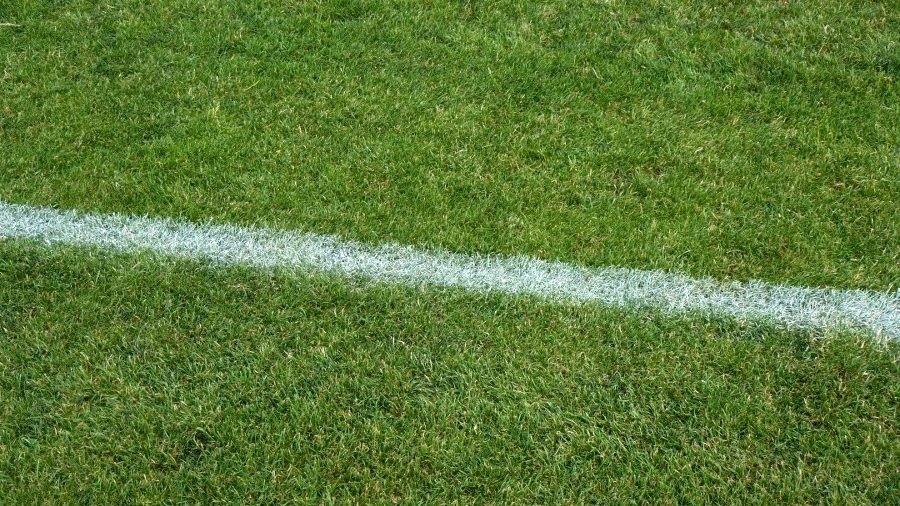 Chorten Arena. Boisko boczne wymaga remontu - są już wnioski o dotacje
