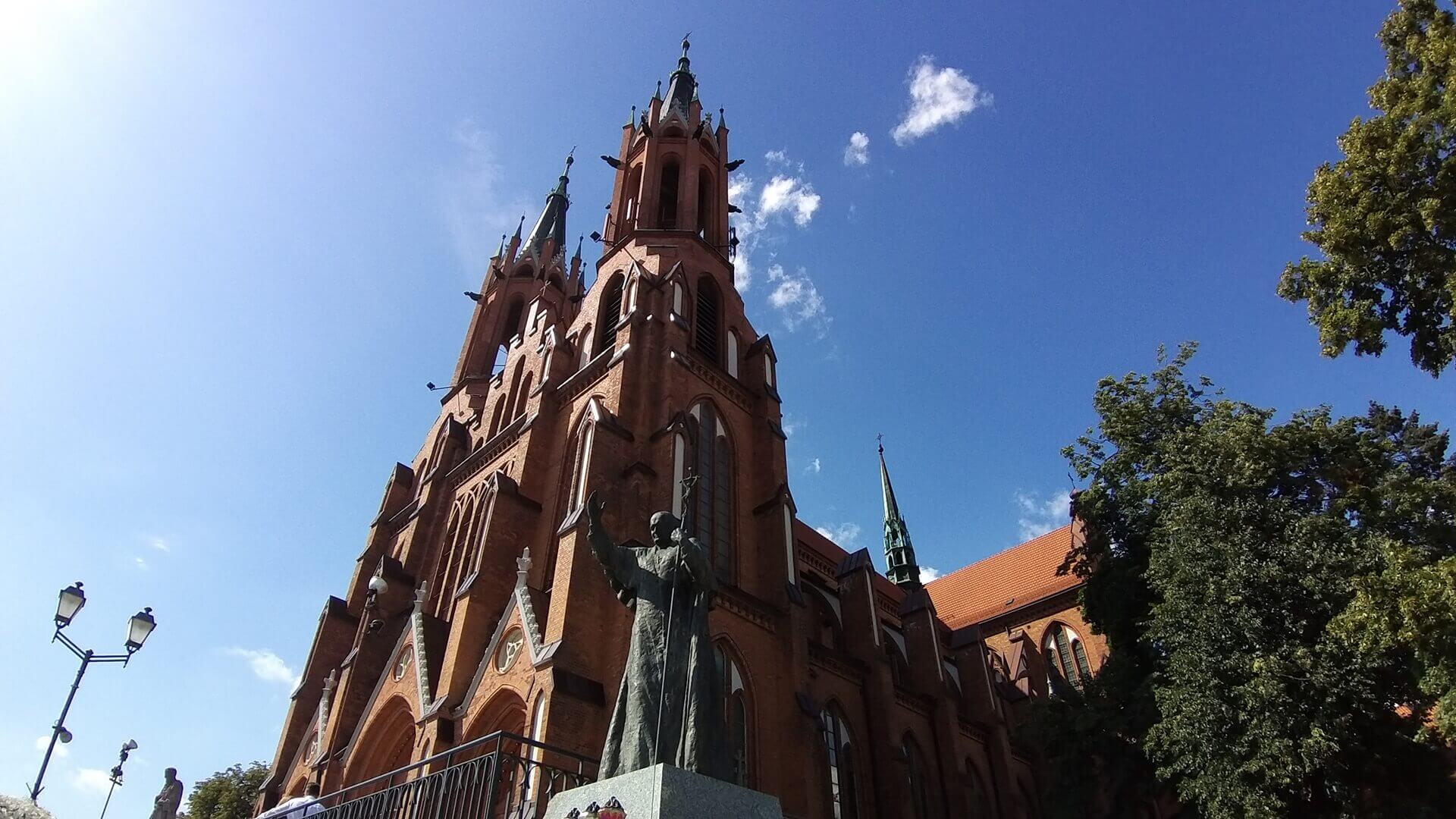 W kościołach w całej Polsce zbiórki na rzecz poszkodowanych w wyniku eksplozji w Bejrucie