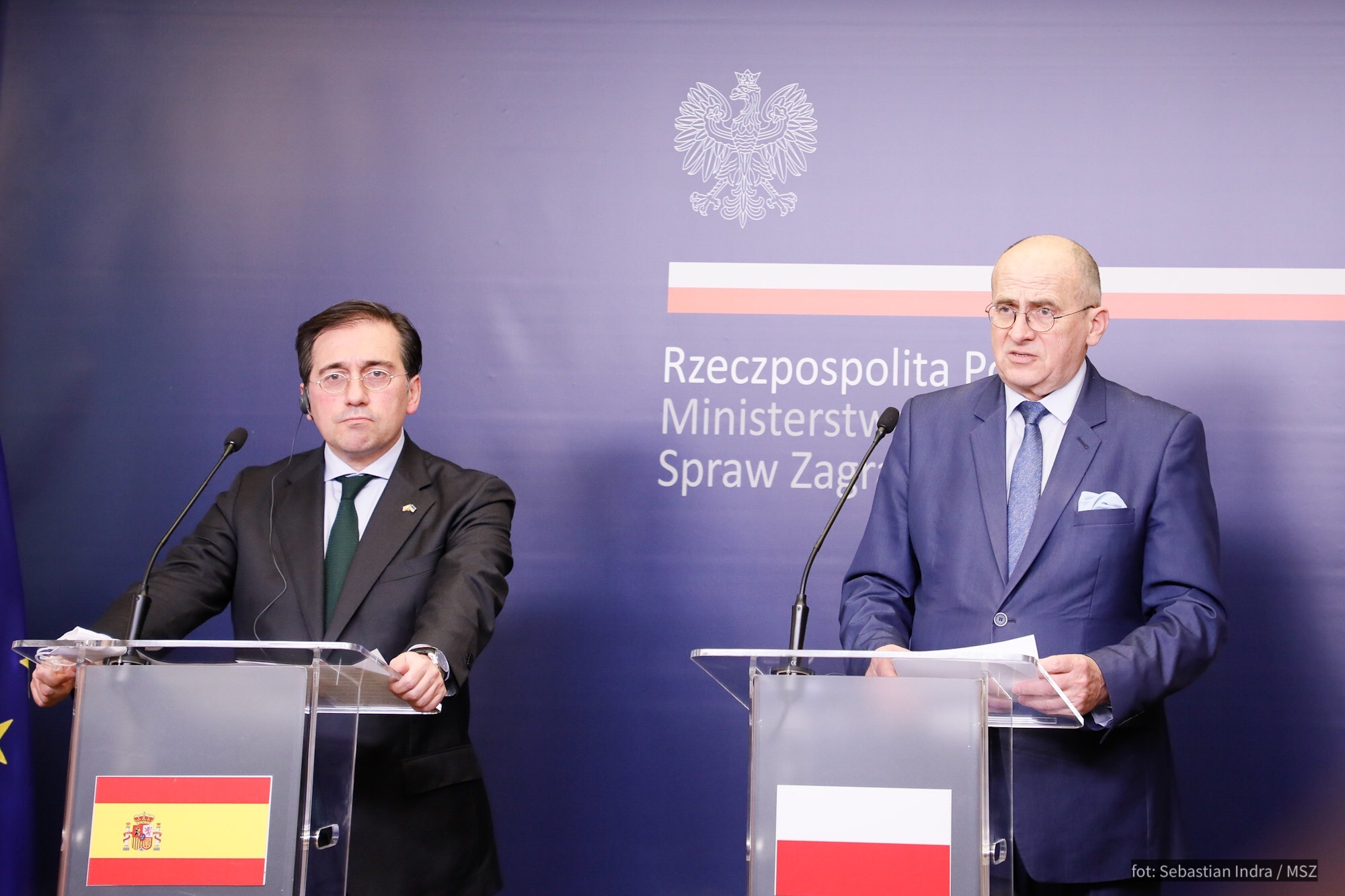 Szef MSZ: oczekujemy, że sprawcy zbrodni wojennych zostaną pociągnięci do odpowiedzialności