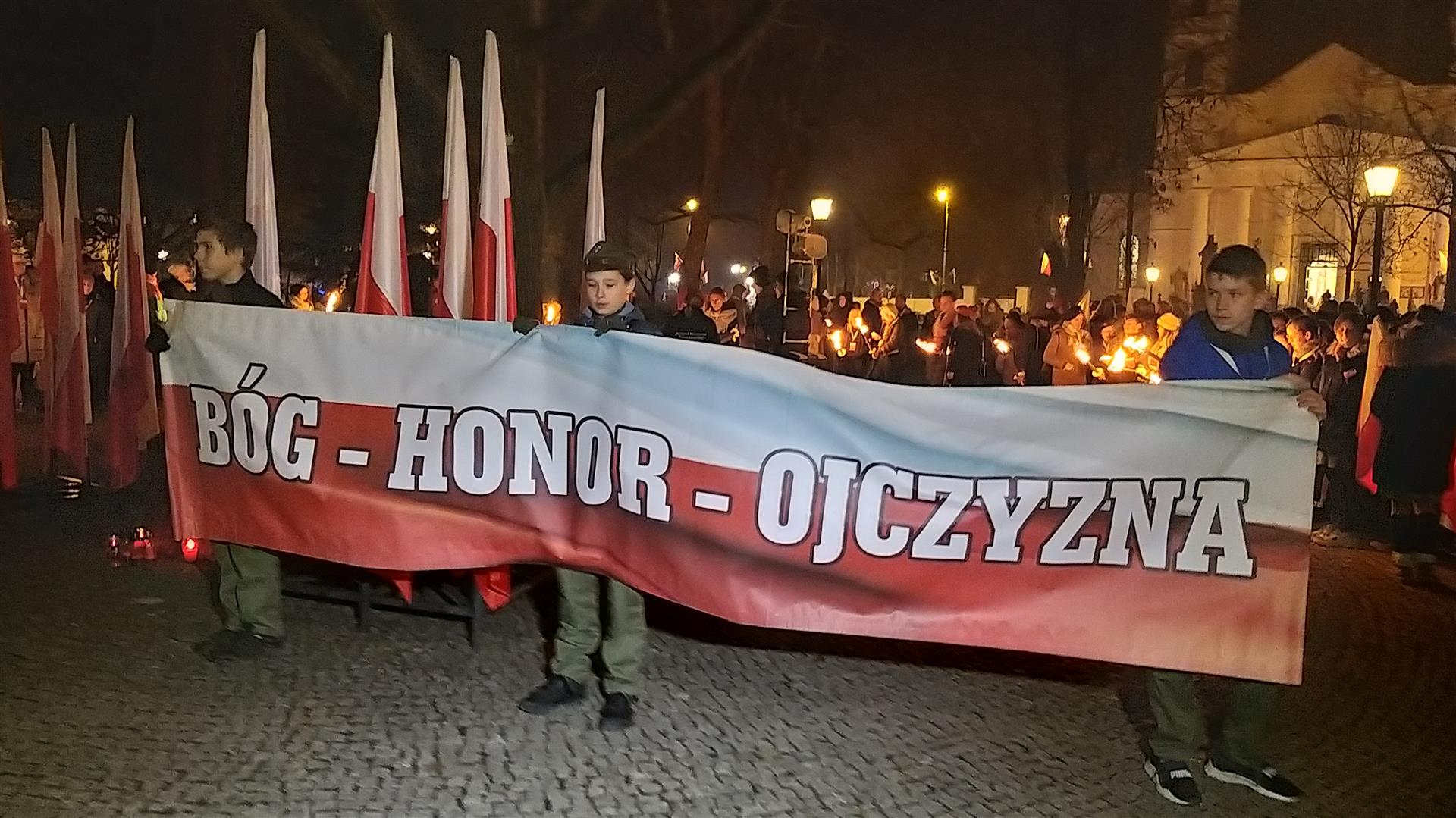 Po raz osiemnasty ulicami Suwałk przejdzie Młodzieżowy Marsz Niepodległości