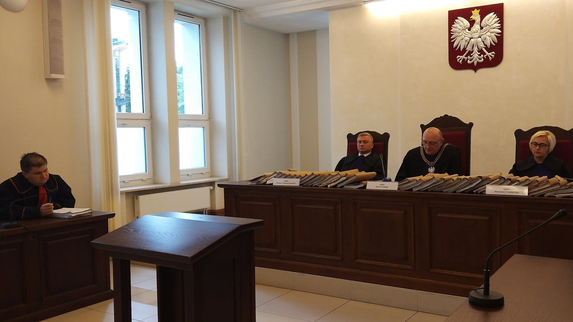 Sąd uniewinnił oskarżonego o łapówki prezesa spółdzielni mleczarskiej w Mońkach