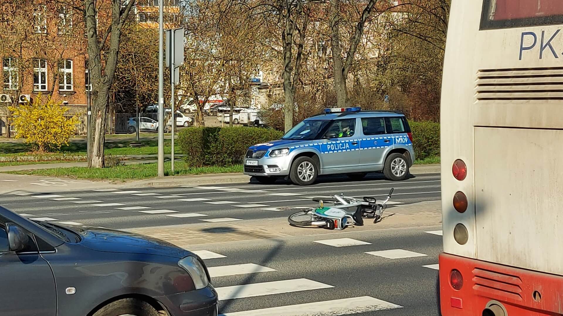 Wypadki w centrum Białegostoku - ucierpiała 9-latka i 20-letni rowerzysta