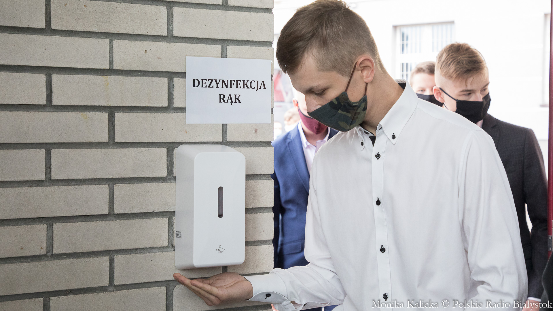 Ekspert o liczbie zakażeń: musimy przestrzegać obostrzeń
