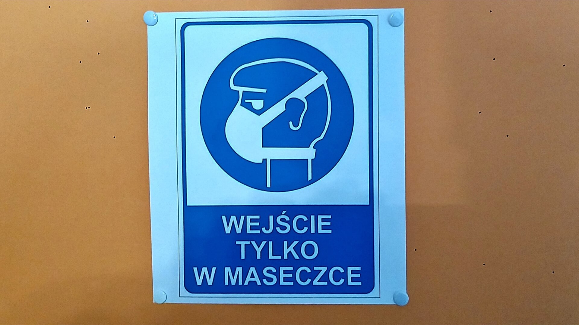 Od września obowiązkowe zaświadczenia o przeciwwskazaniach do zasłaniania ust i nosa