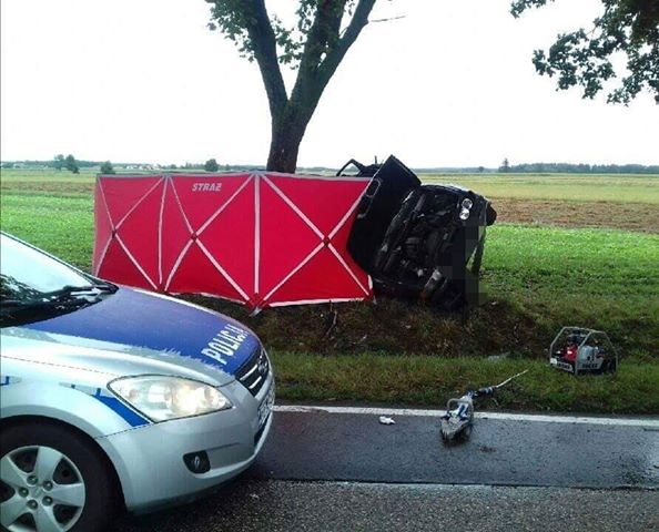 Śmiertelny wypadek między Kisielnicą a Małym Płockiem - nie żyją 2 osoby