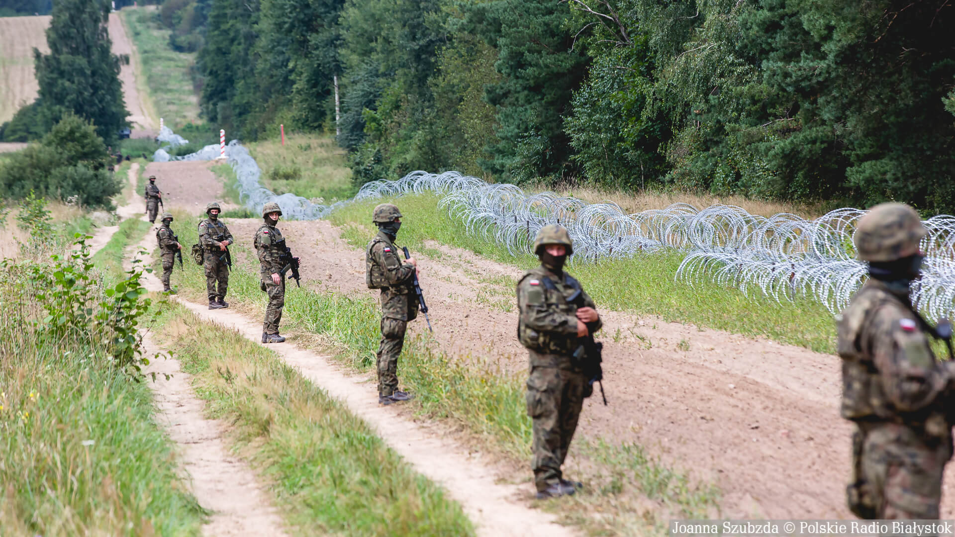 NATO: Wykorzystywanie migrantów przez reżim Łukaszenki jako taktyki hybrydowej jest niedopuszczalne