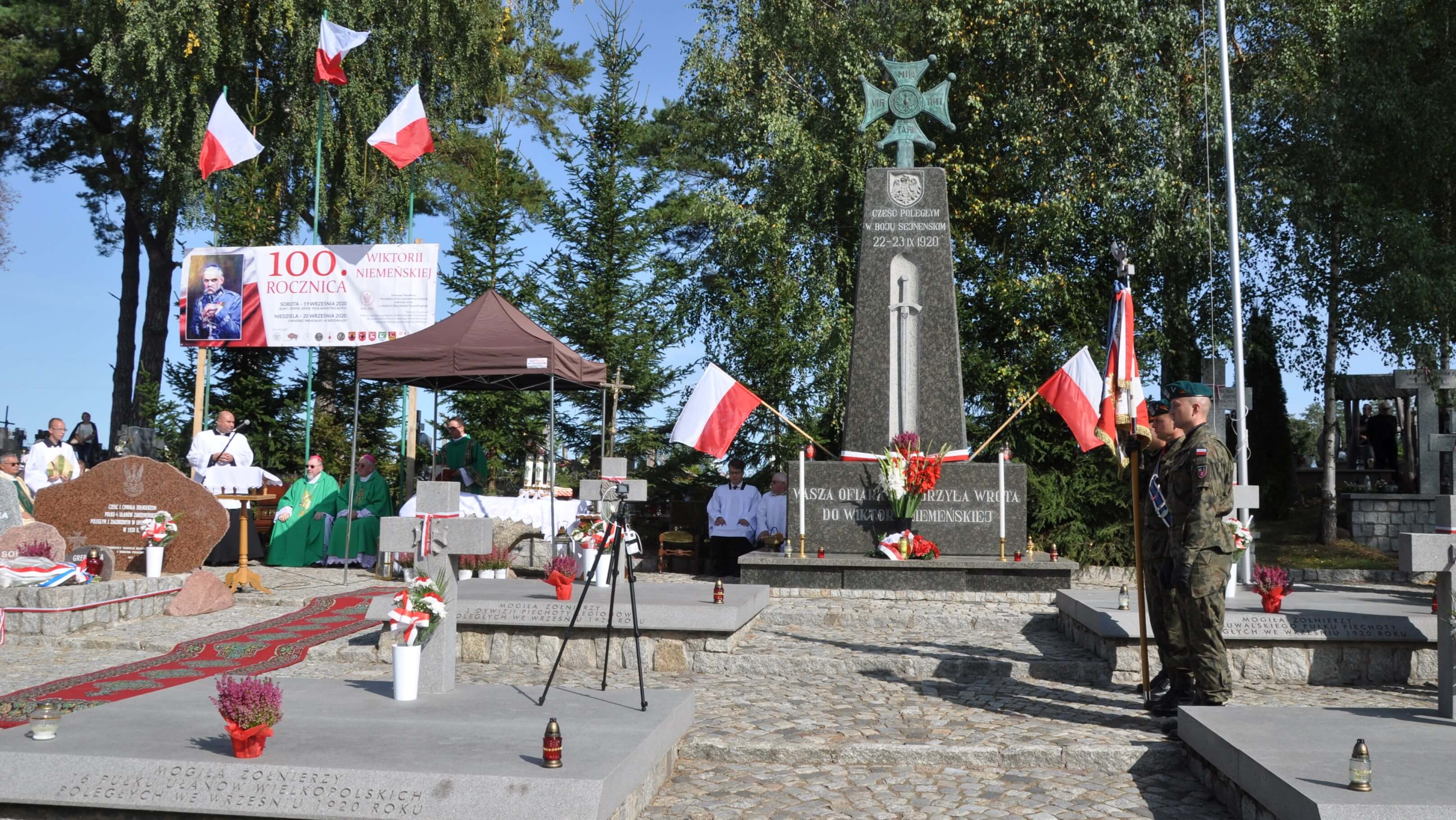 Obchody 100. rocznicy Bitwy Niemeńskiej w Berżnikach [zdjęcia]