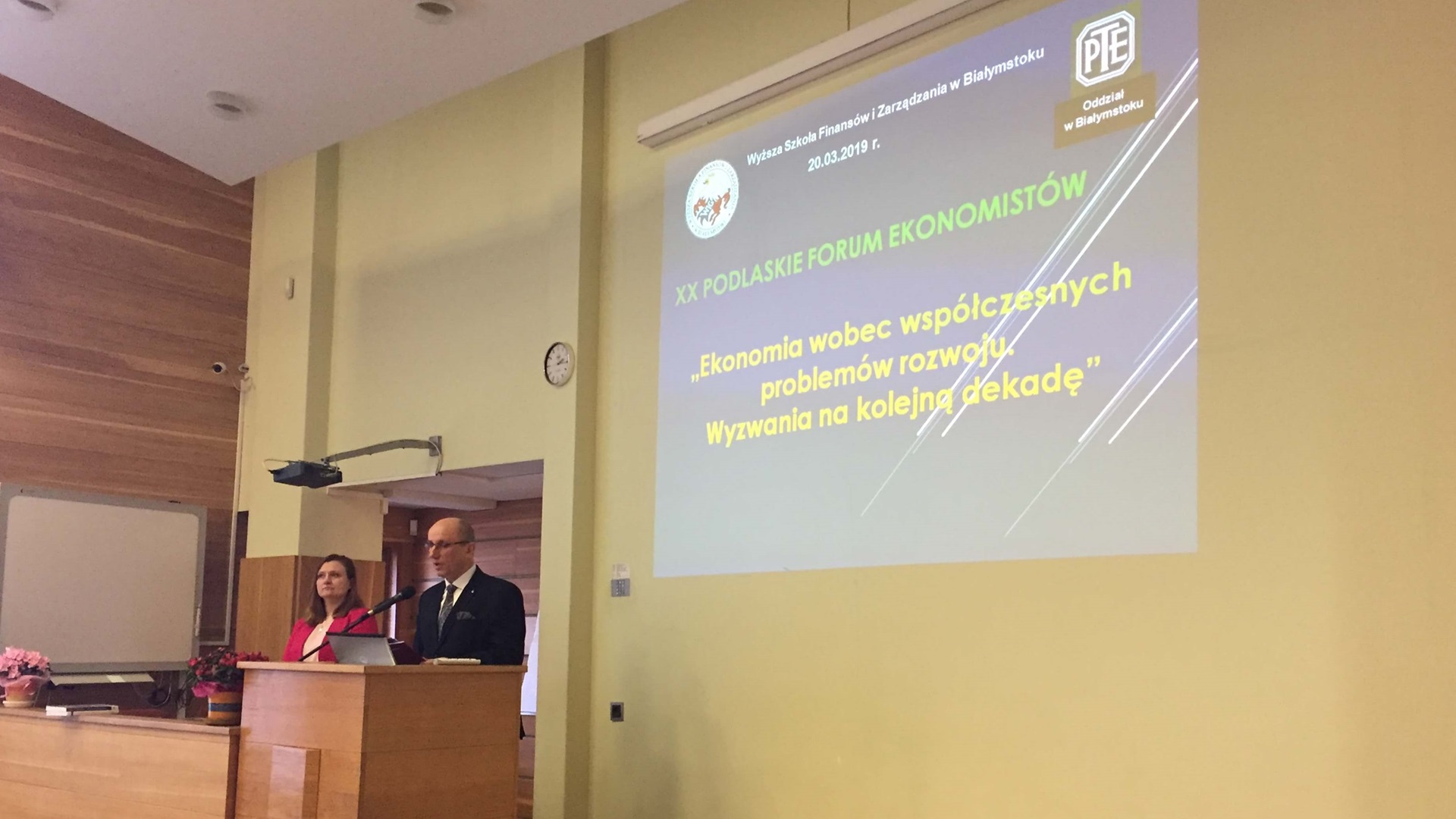 O wyzwaniach gospodarki na kolejną dekadę dyskutowano podczas XX Podlaskiego Forum Ekonomistów