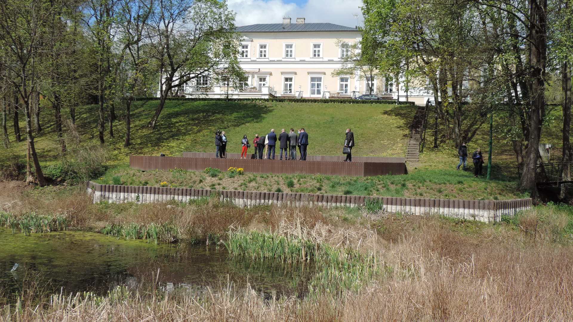 Woda wróci do stawu Młynówka na terenie Muzeum Rolnictwa w Ciechanowcu