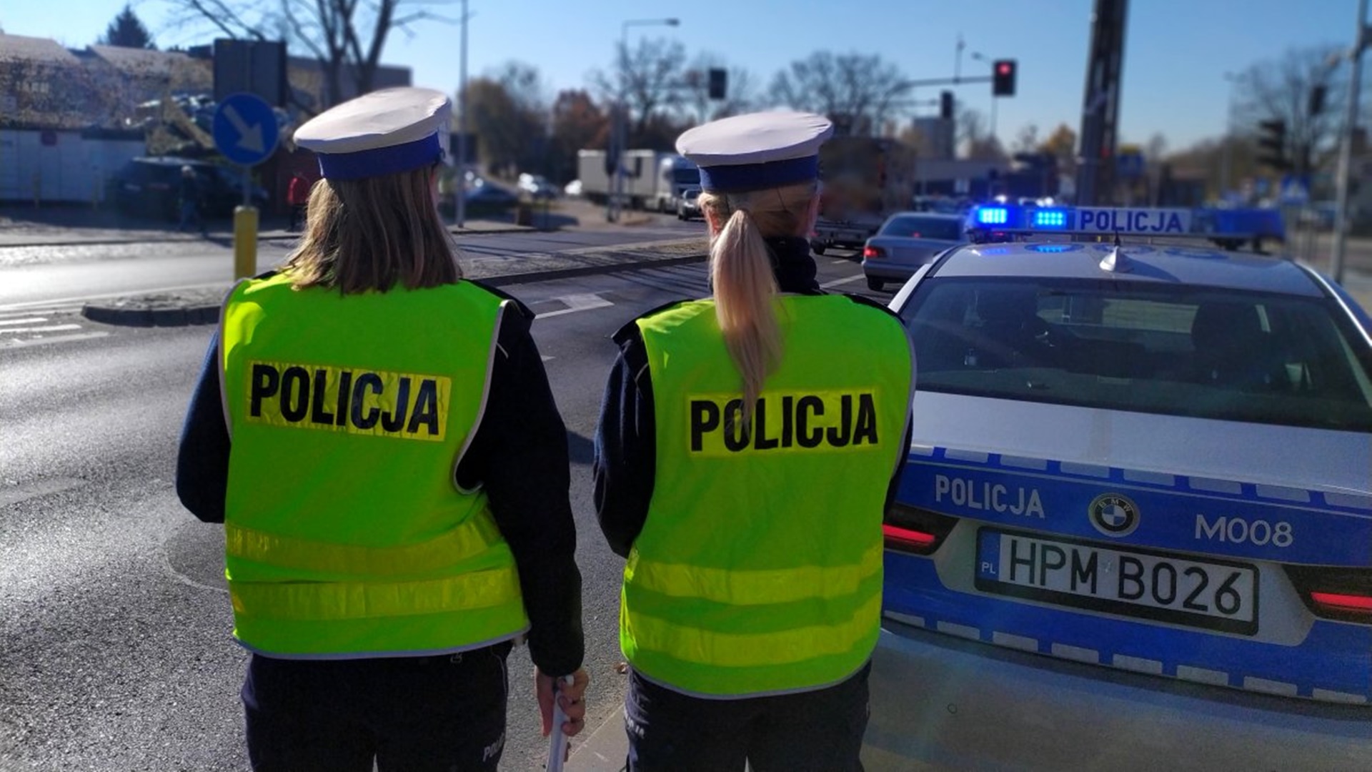 Więcej patroli w okolicach cmentarzy - w Podlaskiem rozpoczęła się akcja "Znicz"
