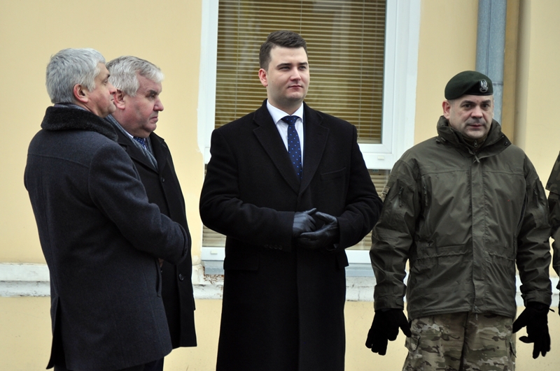 Białostocka prokuratura bada czy wszcząć postępowanie ws. rzecznika MON Bartłomieja Misiewicza
