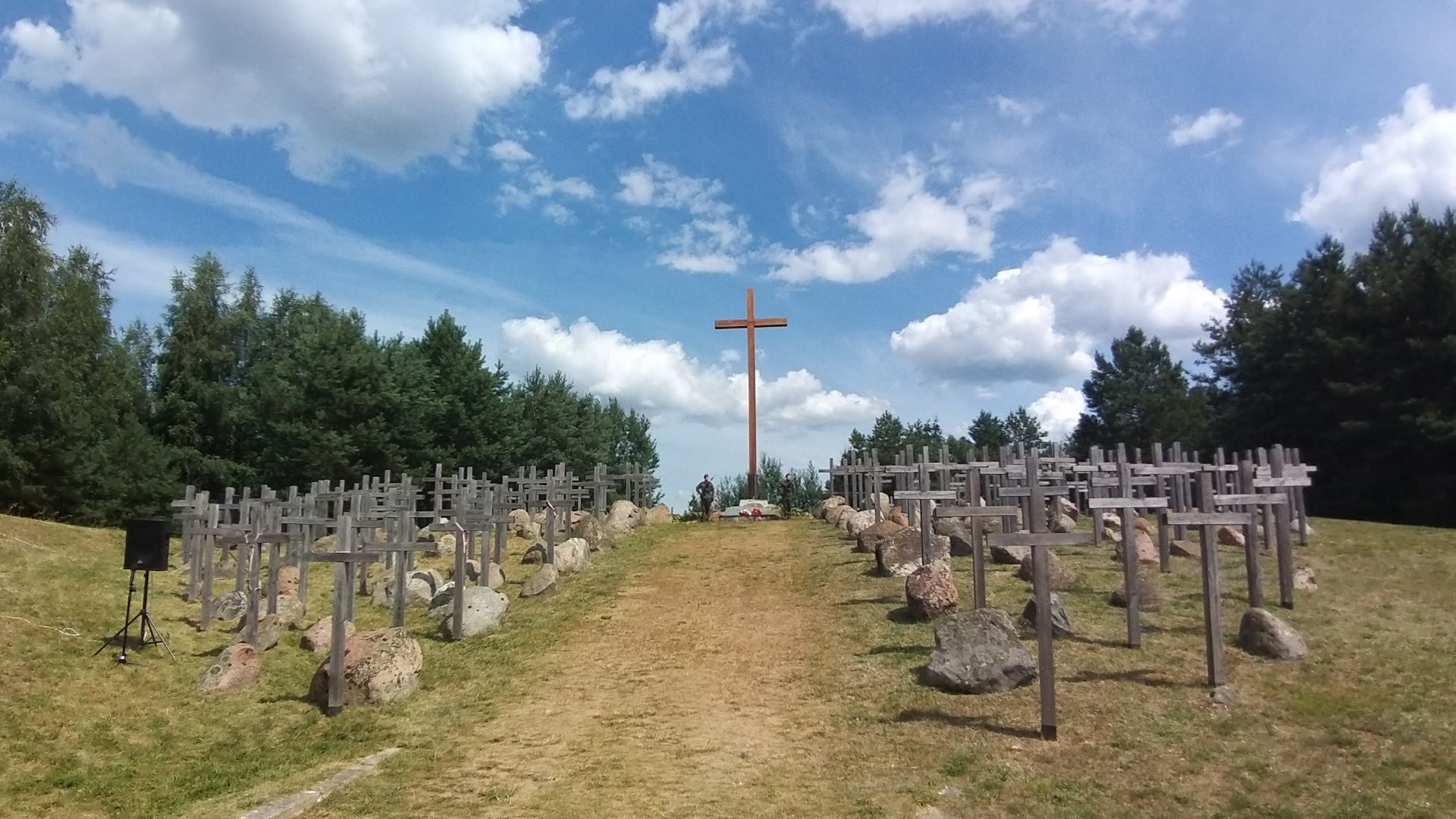 Nie tylko uroczysty apel pamięci na Wzgórzu Krzyży, ale też rekonstrukcja historyczna i koncert pieśni partyzanckiej