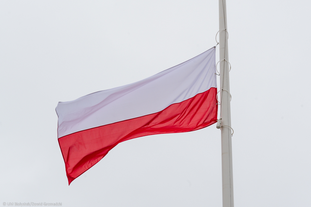 Biało-Czerwony Marsz "Dla Ciebie Polsko” z udziałem prezydenta i premiera
