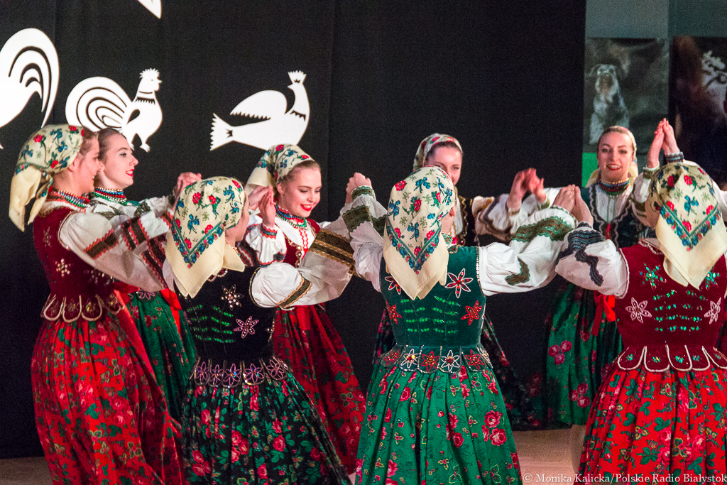Wiosenny koncert Zespołu Pieśni i Tańca "Kurpie Zielone" [zdjęcia]