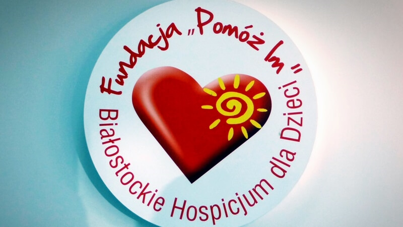Rodzina państwa Rogińskich z Rogienic otrzymała pomoc w ramach projektu "Bajkowe pokoje"