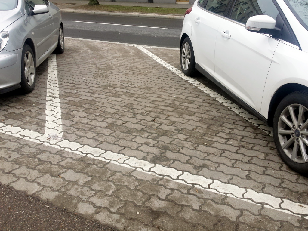 Lubelskie stowarzyszenie "Prawo na Drodze" kwestionuje legalność suwalskiej strefy płatnego parkowania