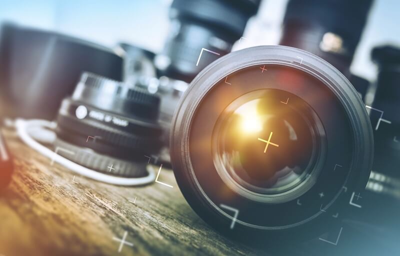 "Ze stołem, pod osłoną nieba" - wystawa fotografii przed białostockim Ratuszem