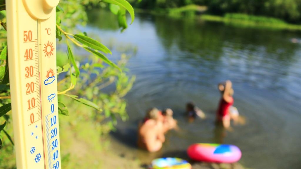 Fala upałów w Polsce - strażacy i lekarze przestrzegają przed wysokimi temperaturami