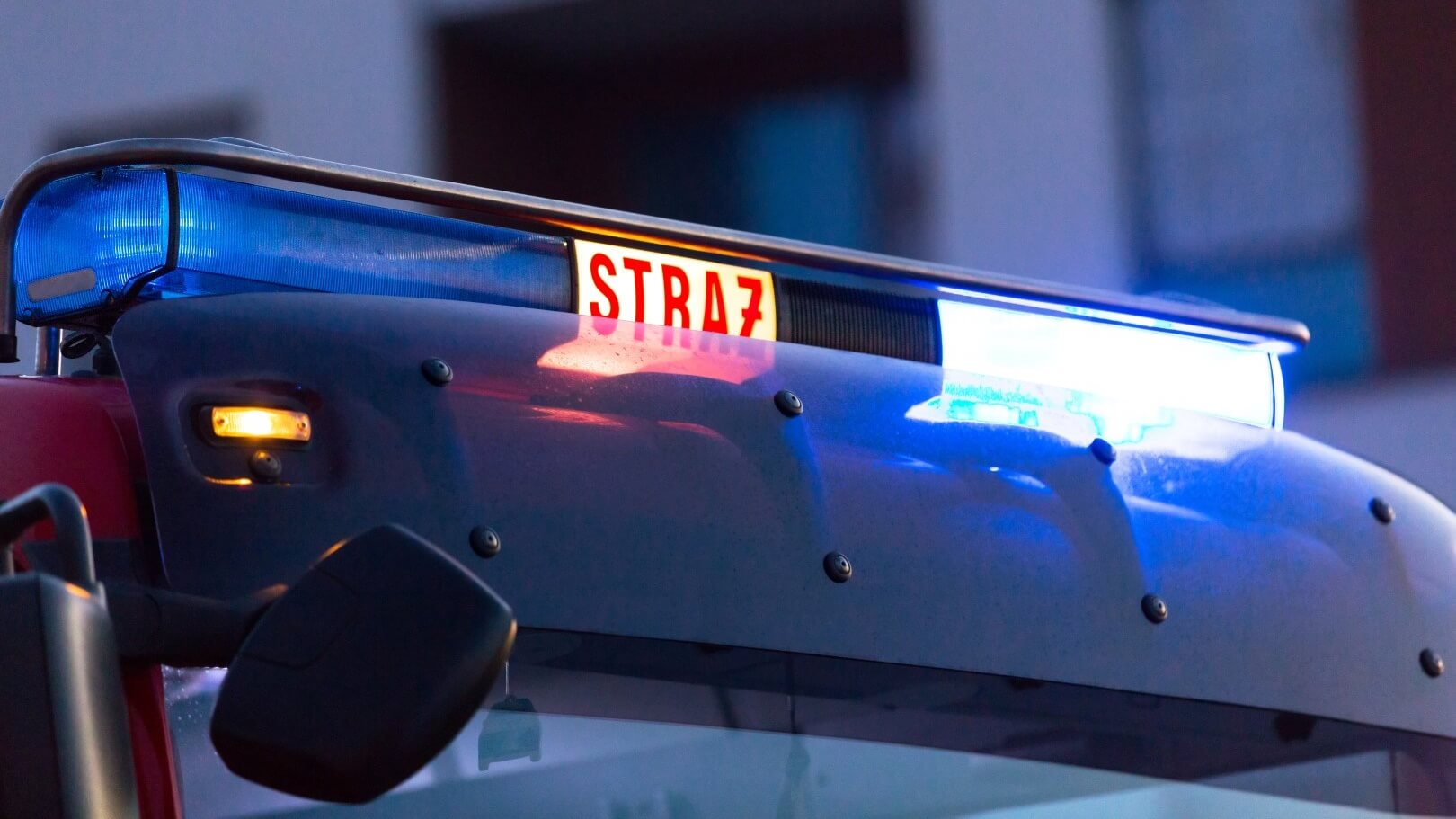 Wypadek w Augustowie - pod wędkarzem załamał się lód