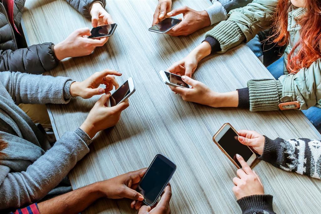 Jak zabezpieczyć telefon przed kradzieżą? - eksperyment dziennikarzy Radia Białystok