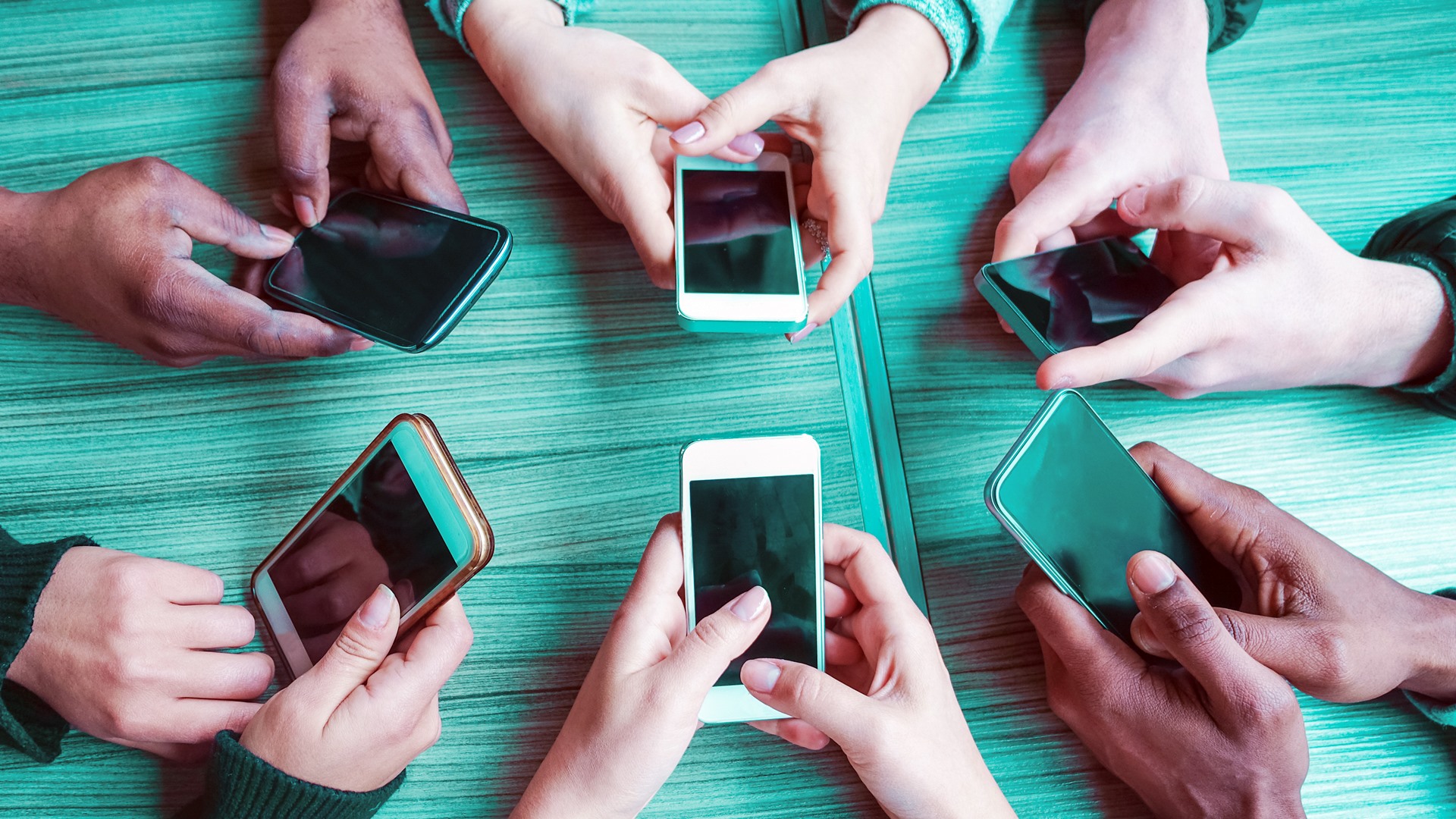 Warto dezynfekować nasze urządzenia mobilne