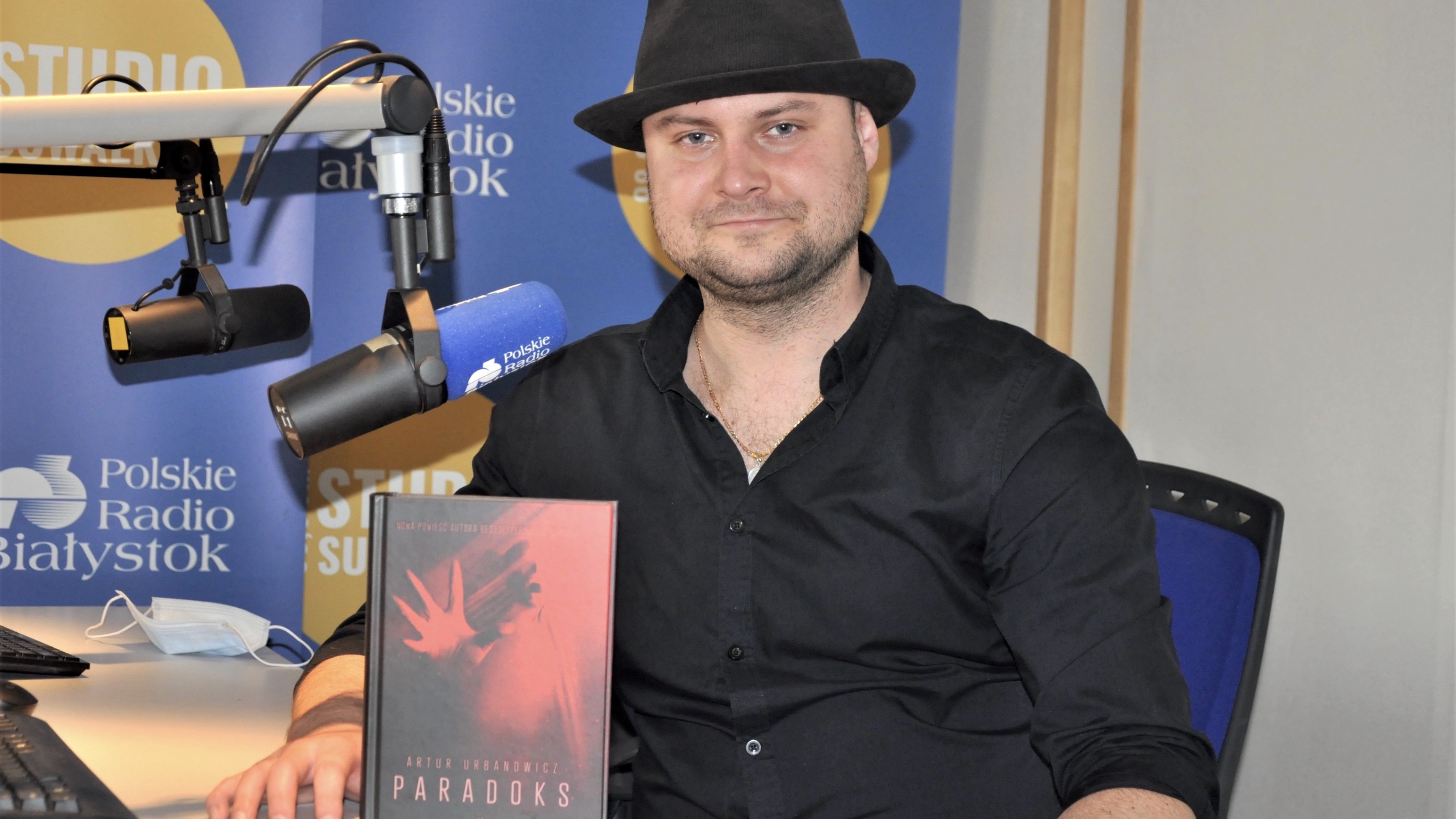 „Paradoks” - ostatnia powieść pochodzącego z Suwałk pisarza Artura Urbanowicza zdobyła Złotego Kościeja 2020 w kategorii „Thriller roku”