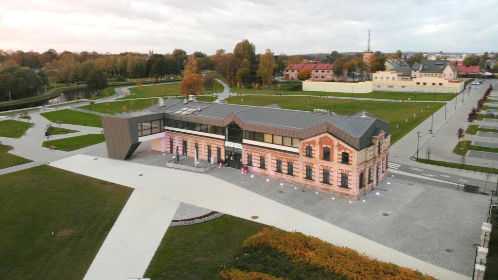 Władze Suwałk wskazały punkty z zakazem wjazdu dla food trucków