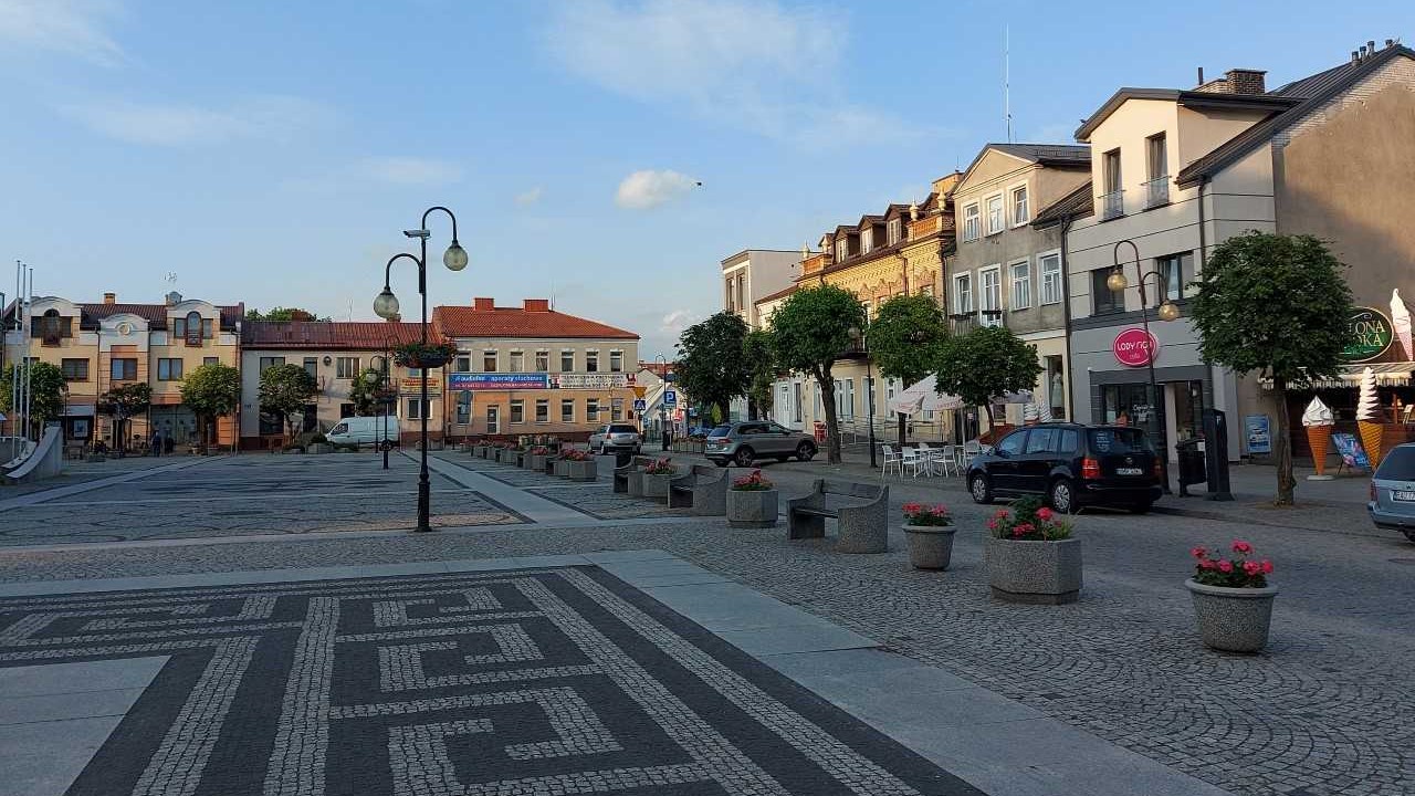 Do połowy listopada w Augustowie pojawi się kilkadziesiąt nowych roślin