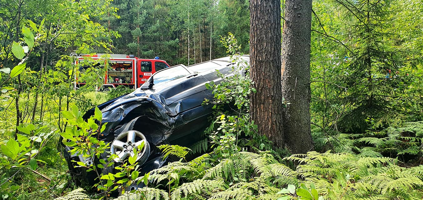 7 osób trafiło do szpitala po wypadku w miejscowości Kolnica w powiecie augustowskim