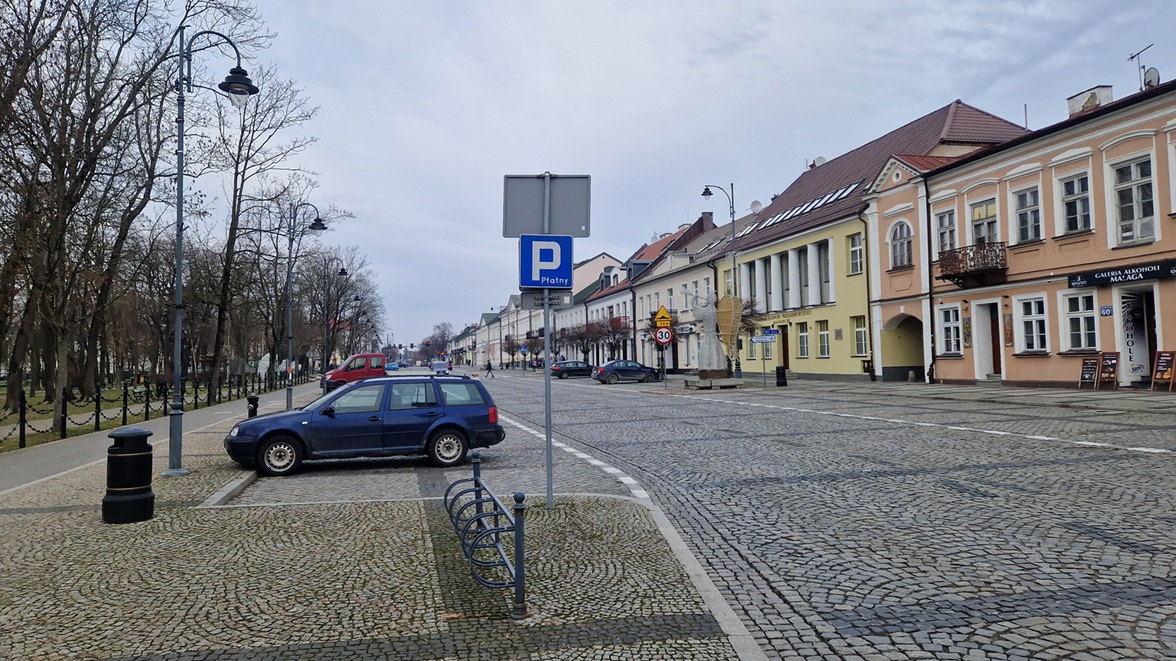 Strefa płatnego parkowania w Suwałkach do likwidacji? Radni są zgodni