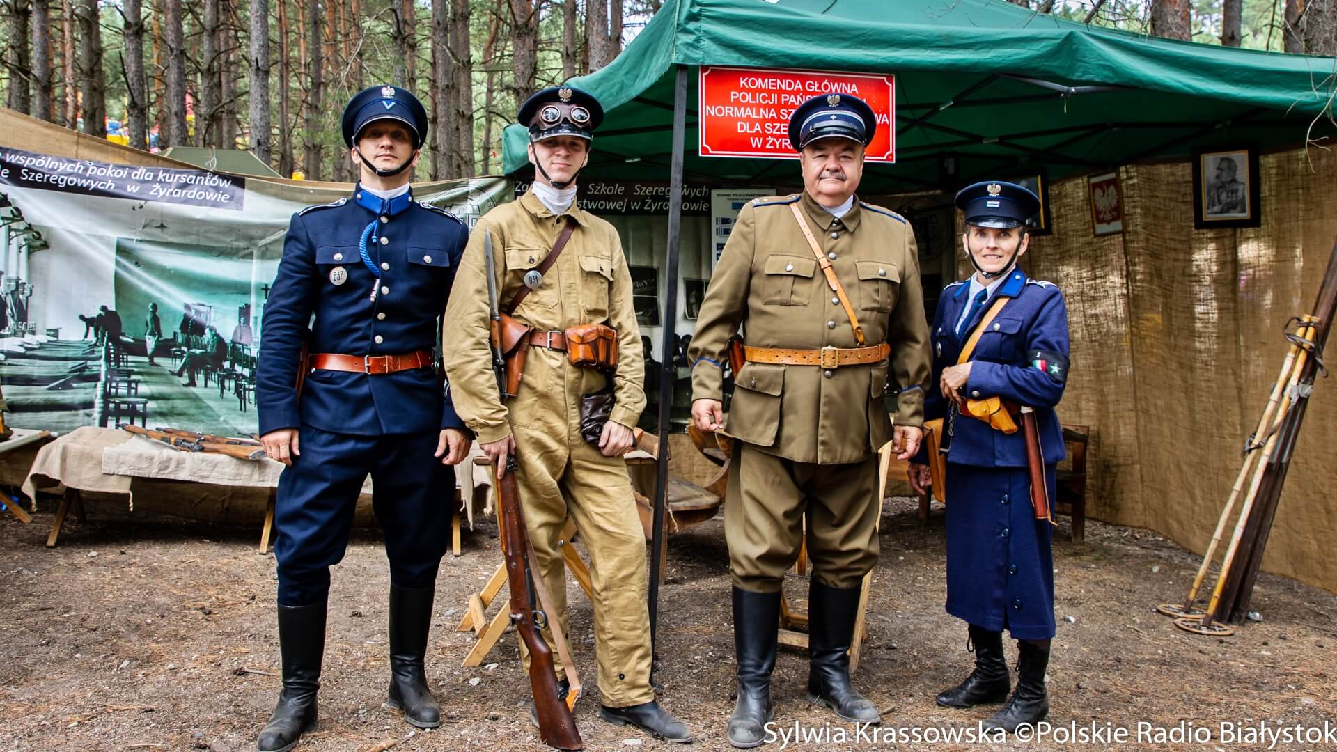 Pokazy i rekonstrukcja Bitwy Białostockiej największymi atrakcjami Pikniku Militarnego "Misja Wschód" [zdjęcia, wideo]