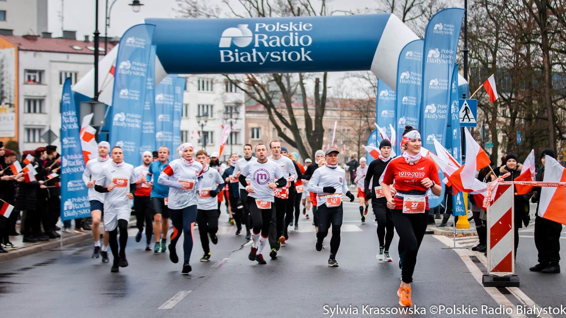 Impreza "Biegnę dla Niepodległej", czyli Narodowe Święto Niepodległości na sportowo [zdjęcia]