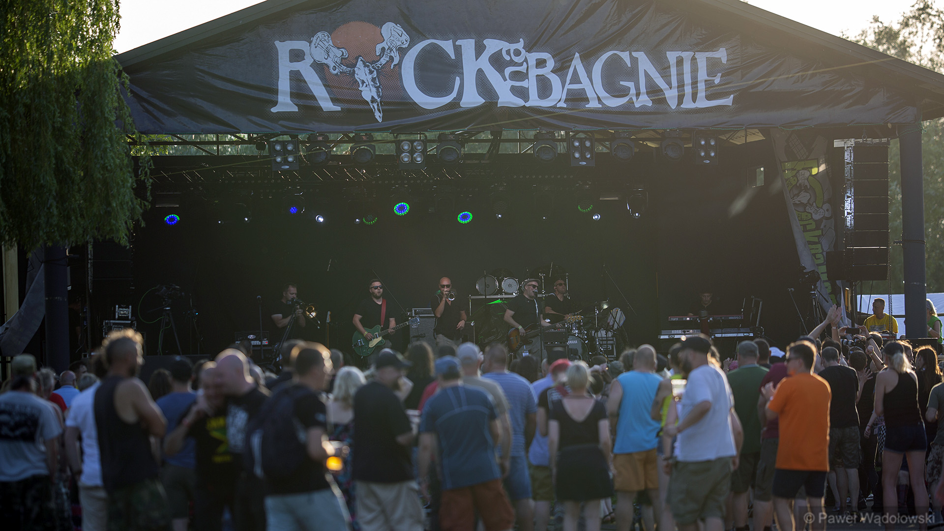 Zaczyna się festiwal "Rock Na Bagnie" w Goniądzu - zagrają m.in. Sztywny Pal Azji, KSU i Cochise