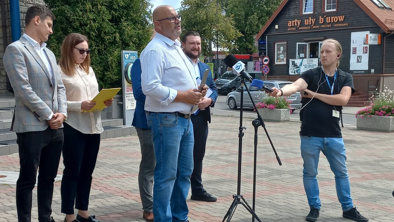 Działacze Konfederacji domagają się wyjaśnień ws. podwyżek opłat za wodę i odbiór ścieków