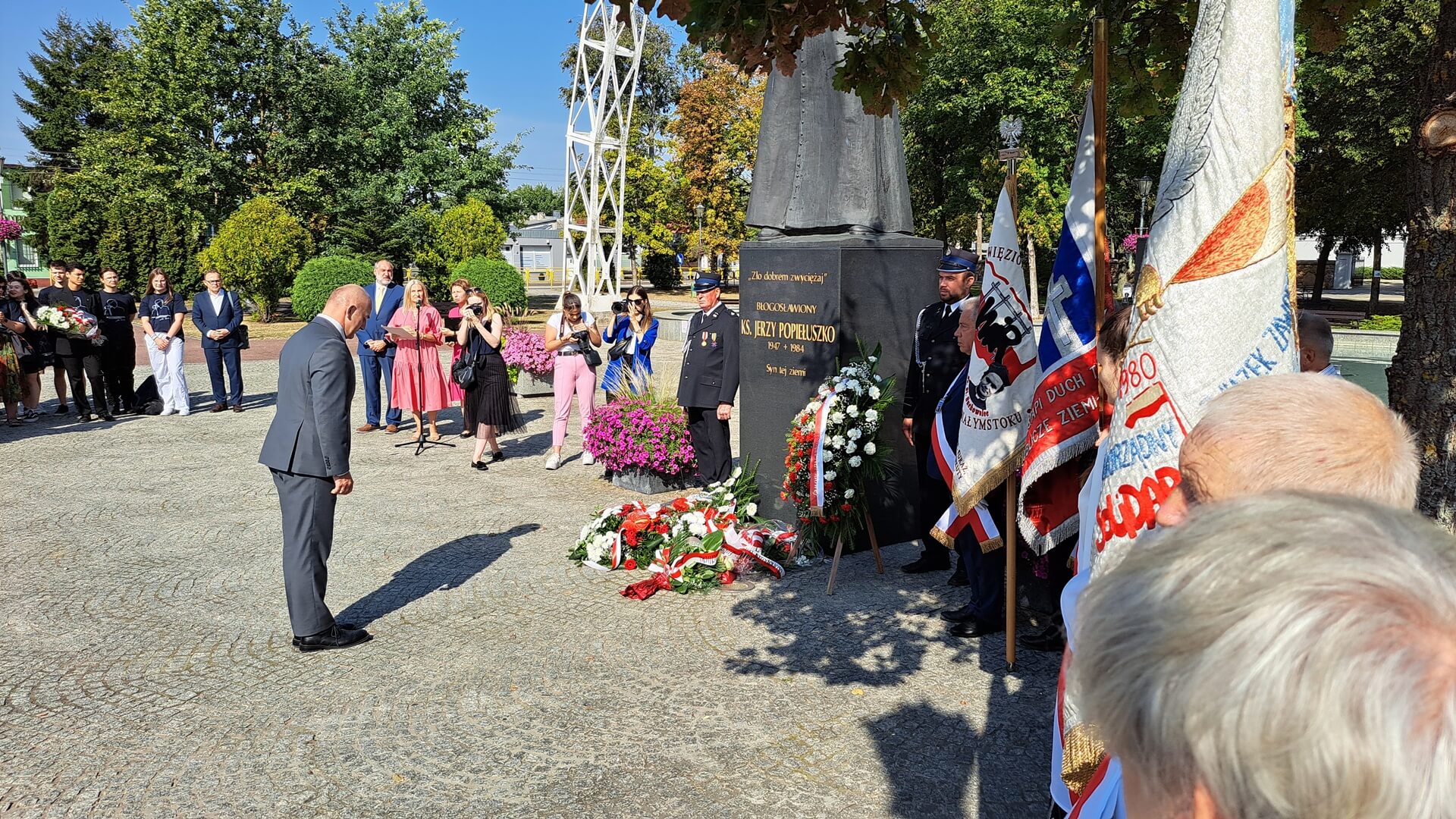 Uroczystości w Suchowoli z okazji 77. rocznicy urodzin błogosławionego księdza Jerzego Popiełuszki