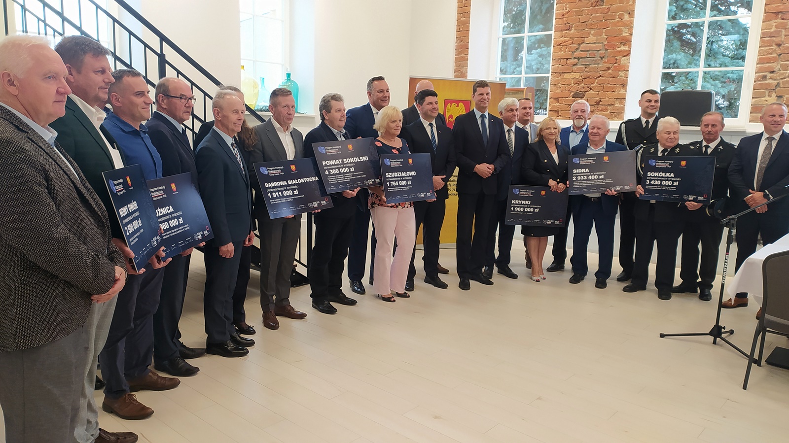 Ponad 20 mln zł na inwestycje na terenach popegeerowskich otrzymały samorządy z powiatu sokólskiego