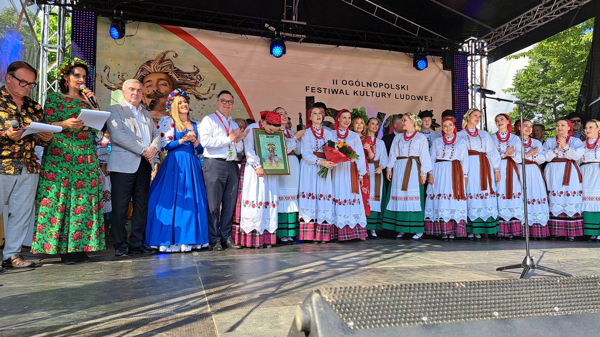 Podlascy artyści z głównymi nagrodami na Festiwalu Kultury Ludowej "Jawor - u źródeł kultury" [zdjęcia, wideo]
