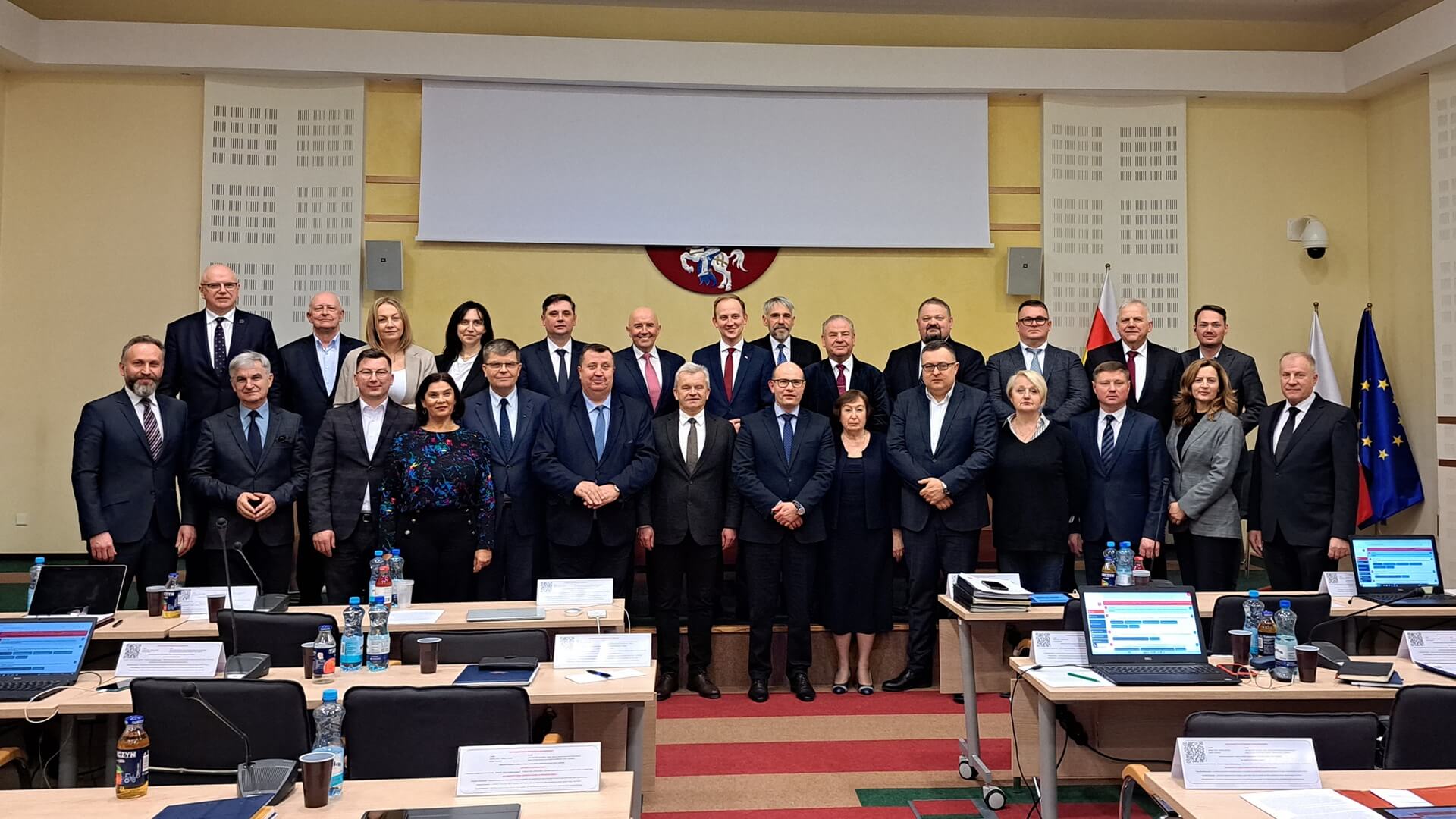W sejmiku wojewódzkim trwa spór w sprawie oddzielenia suwalskiego PKS-u ze spółki PKS NOVA