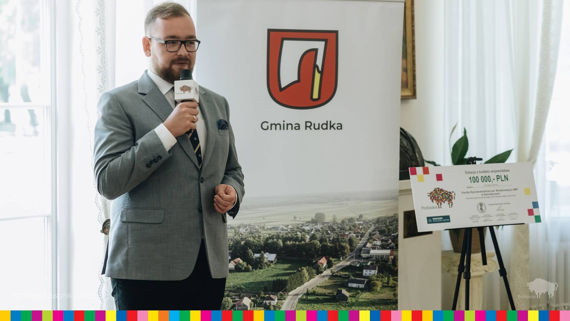 18 parafii z woj. podlaskiego otrzymało czeki z dotacjami na renowację zabytków