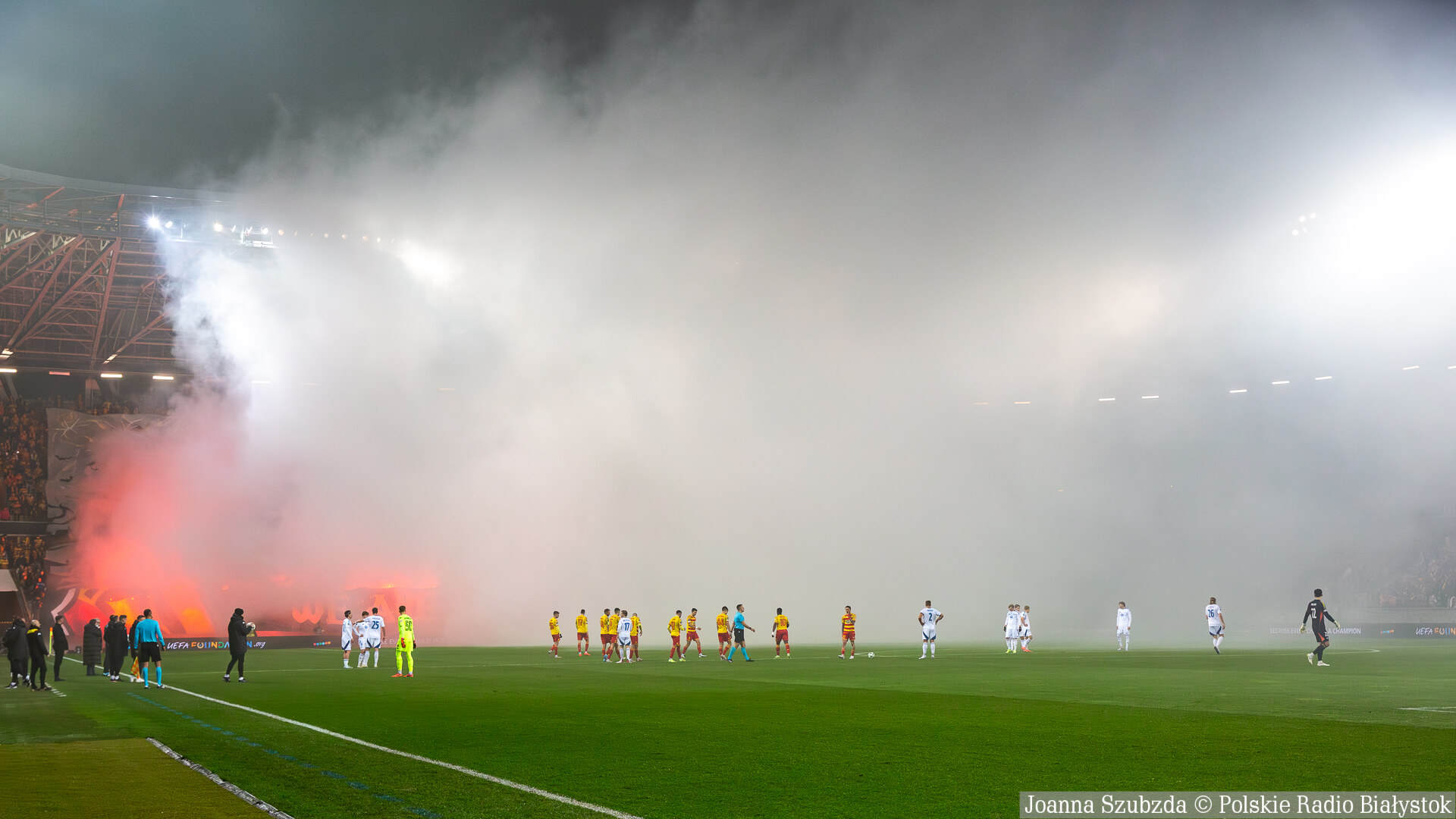 UEFA karze Jagiellonię: 50 tysięcy euro i groźba zamknięcia Ultry
