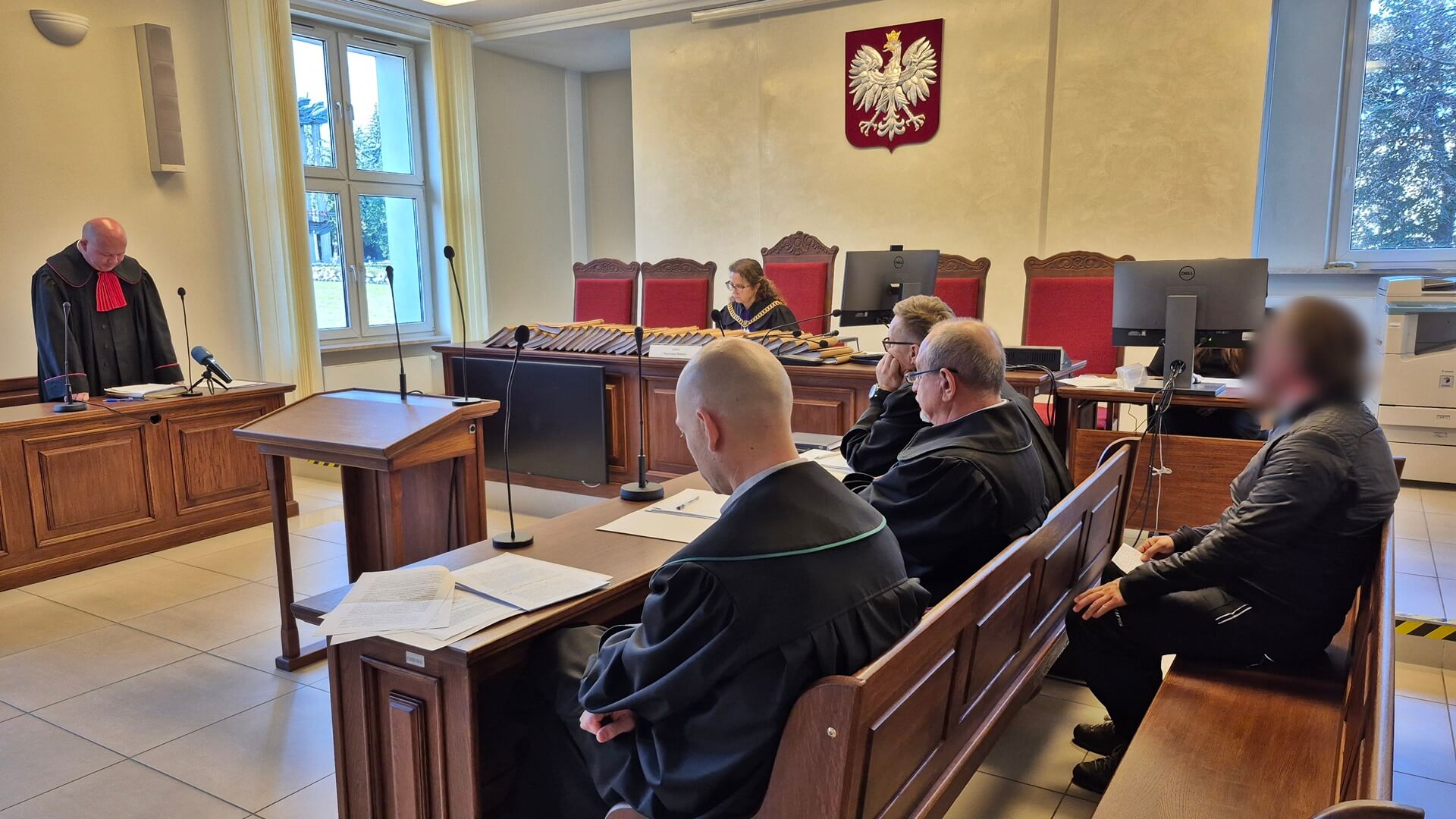 Producenci opon stracili miliony. Przed sądem trzej oskarżeni o oszustwa