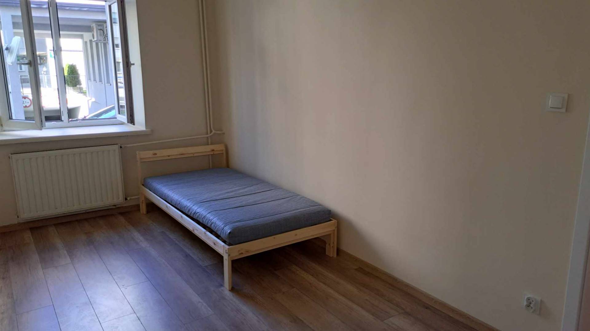 W Białymstoku uchodźcy i potrzebujący znajdą wsparcie w 10 mieszkaniach najmu społecznego