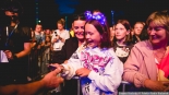 Koncert Sarsy w Augustowie, Mistrzostwa Polski w Pływaniu na Byle Czym 2023, fot. Joanna Szubzda