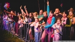 Koncert Sarsy w Augustowie, Mistrzostwa Polski w Pływaniu na Byle Czym 2023, fot. Joanna Szubzda