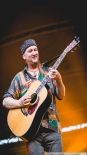 Koncert zespołu Taraka w Augustowie, Mistrzostwa Polski w Pływaniu na Byle Czym 2023, fot. Joanna Szubzda