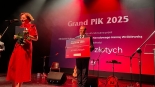 Nagroda Ministra Kultury i Dziedzictwa Narodowego trafiła do Kamili Litman za reportaż „Łata na łacie. Pozszywana historia Icka z Ujazdu” oraz słuchowisko „Świąteczna awantura w Fabryce Mikołaja”/fot. Izabela Langner