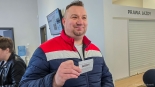 Wydział komunikacji starostwa powiatowego w Łomży funkcjonuje już w nowym miejscu, fot. Paweł Wądołowski