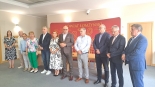 Podpisanie umów na budowę nowych dróg w powiecie łomżyńskim, 8.08.2024, fot. Adam Dąbrowski